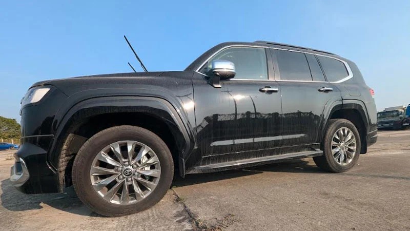 জাপানে ফেরত যাচ্ছে মোংলা বন্দরে শুল্কমুক্ত সুবিধায় আনা সাবেক সাংসদদের গাড়ি